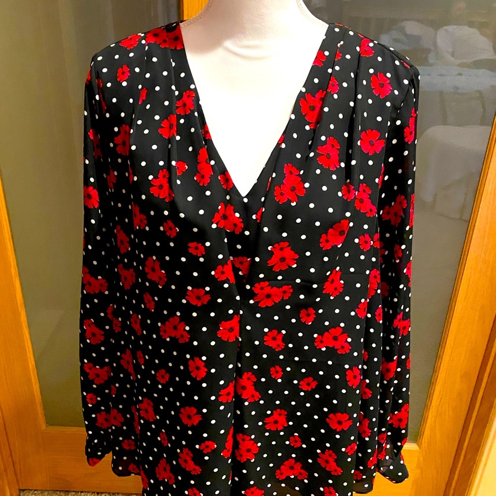 Elle black with white polka dots and red flowers